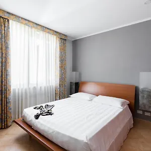 Crosti Apartment Rom