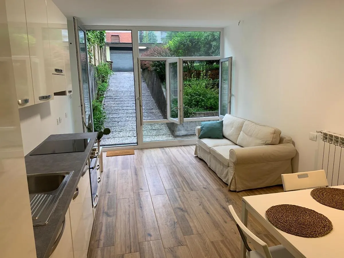 Rafqa Suites San Siro'S View Lotto City Life De Angeli Fiera With Garden Milano 0*,